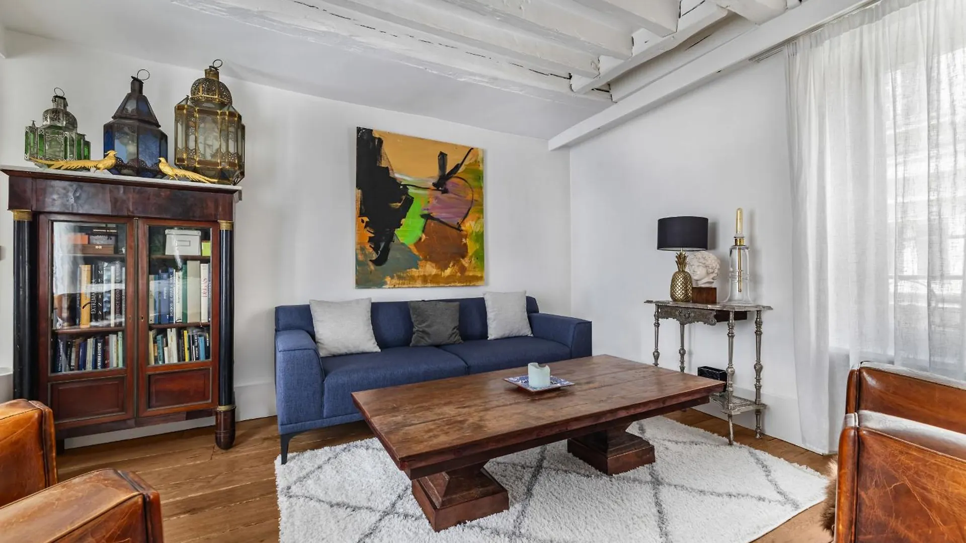 Albenate Apartment Paris