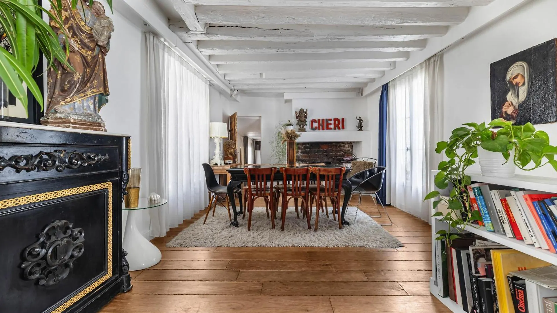 Albenate Apartment Paris
