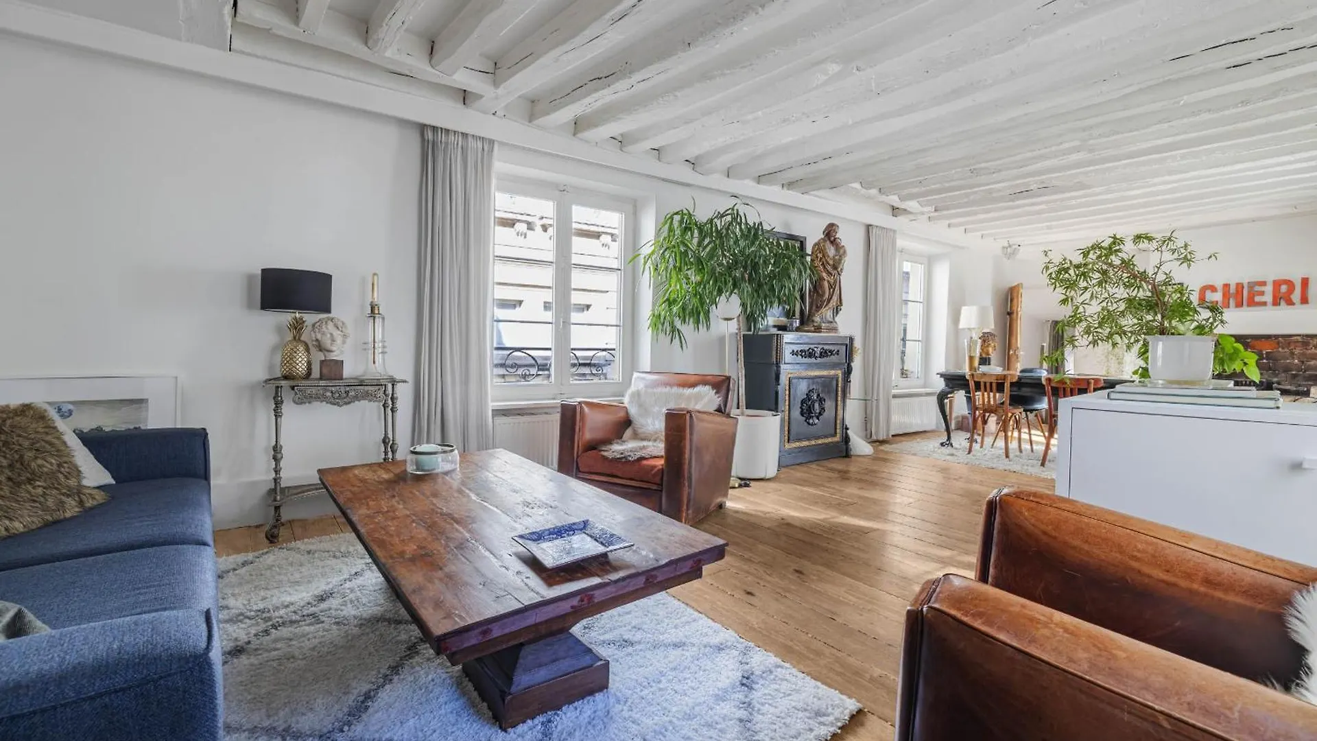 Albenate Apartamento Paris