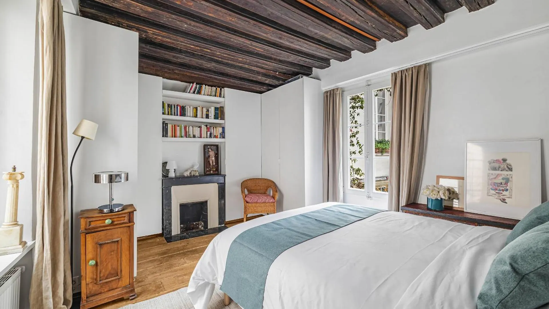Albenate Apartment Paris